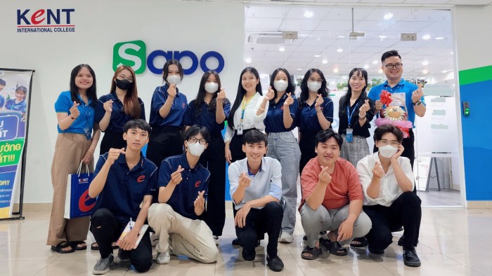 Tham dự ngày hội sinh viên tại Sapo